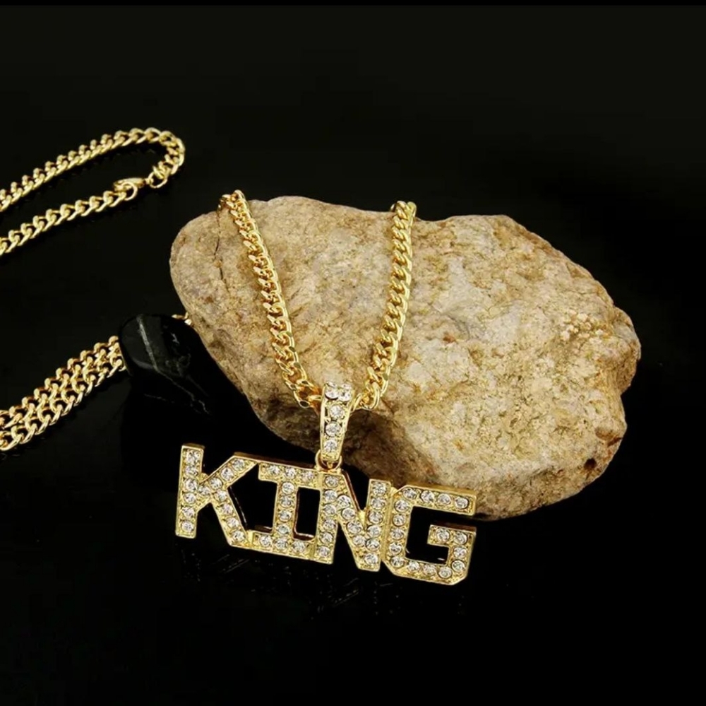 MENS 18K GOLD PLATED KING NECKLACE - Picture 2 of 5